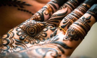 Kala Mehandi. Henna Artist, Mysore